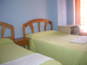 Гостиница Hostal Pacios  Мадрид